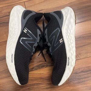 New Balance Fresh Foam Sneakers (Size 7.5)